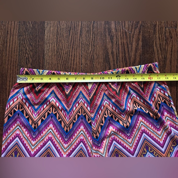 Sunny Leigh Fiesta Pant - Picture 12 of 15